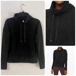 Lululemon Go Forward Pullover Fleece Sweatshirt in Heathered Core Black, Size 2